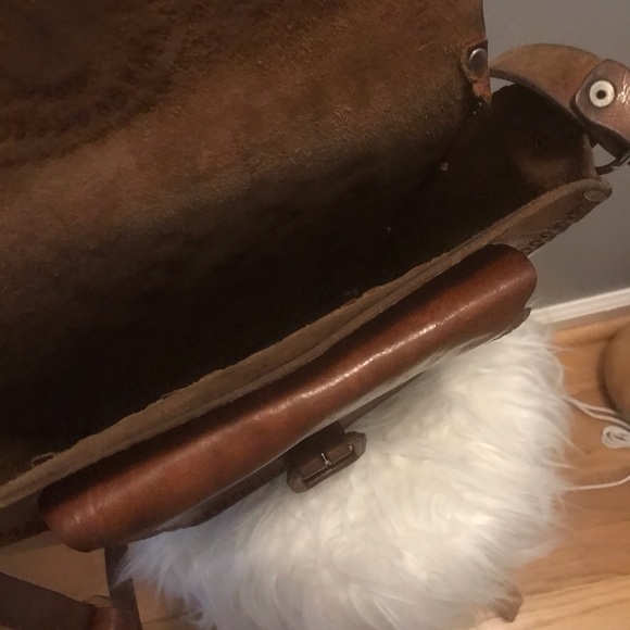 Leather cross body bag - Picture 5 of 5